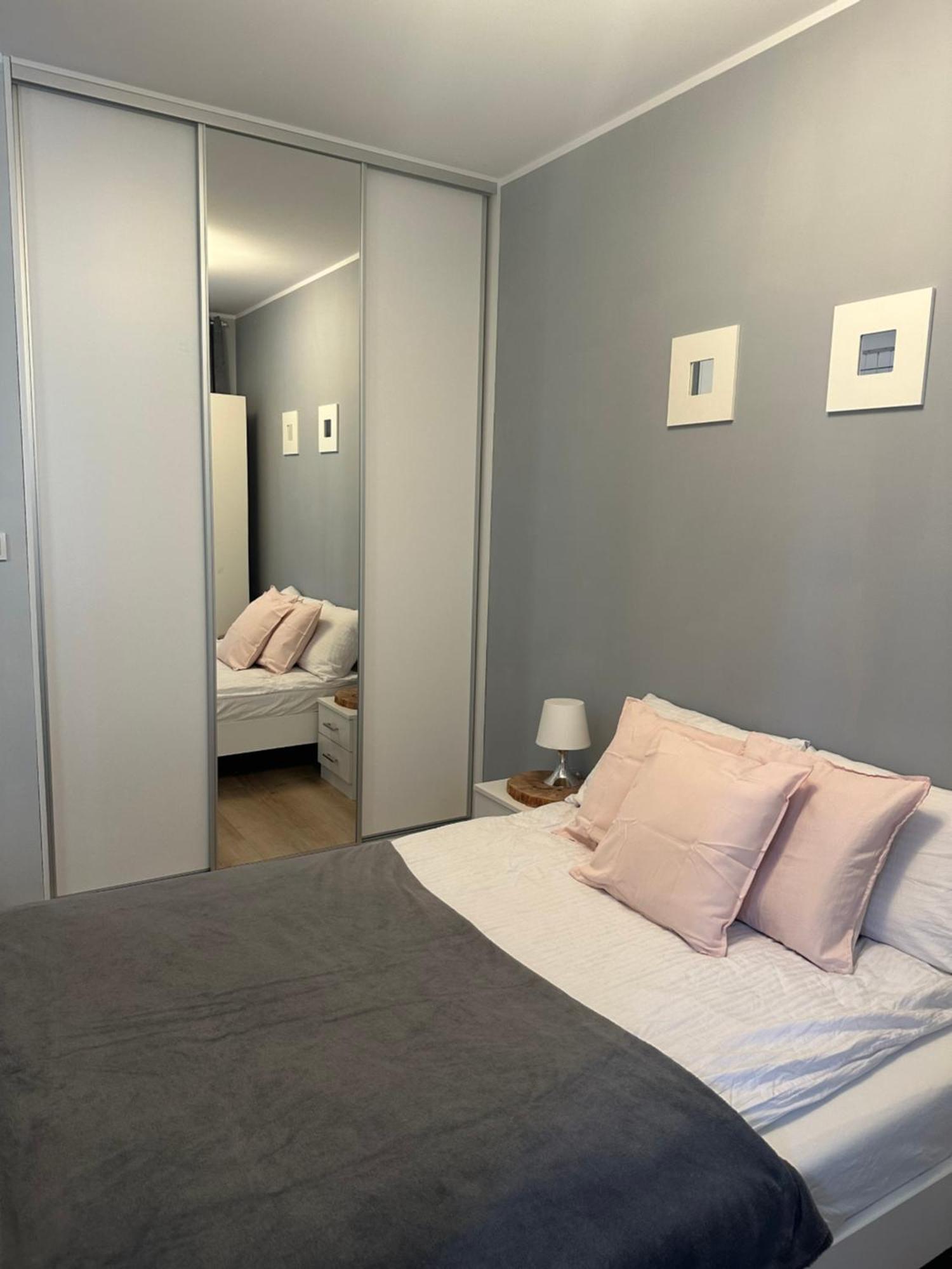 Cosy Apartment Near To The Chopin'S Airport Cybernetyki 2C Varşova Dış mekan fotoğraf
